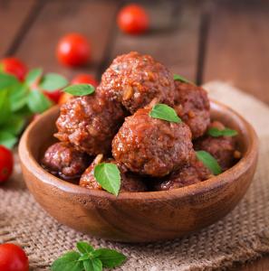 meatballs-sweet-sour-tomato-sauce-basil-wooden-bowl